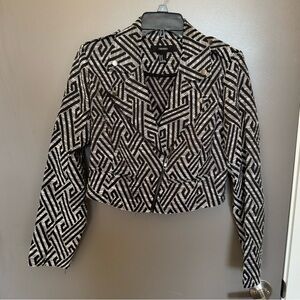 Forever 21 Black and White Patterned Geometric Jacket